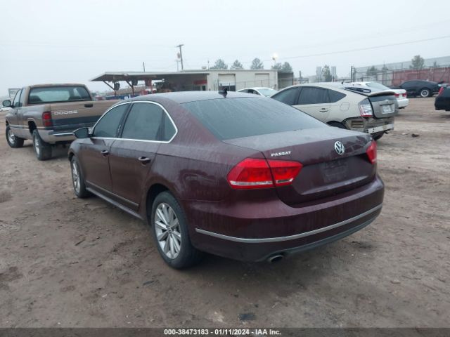 Photo 2 VIN: 1VWCH7A35CC032787 - VOLKSWAGEN PASSAT 