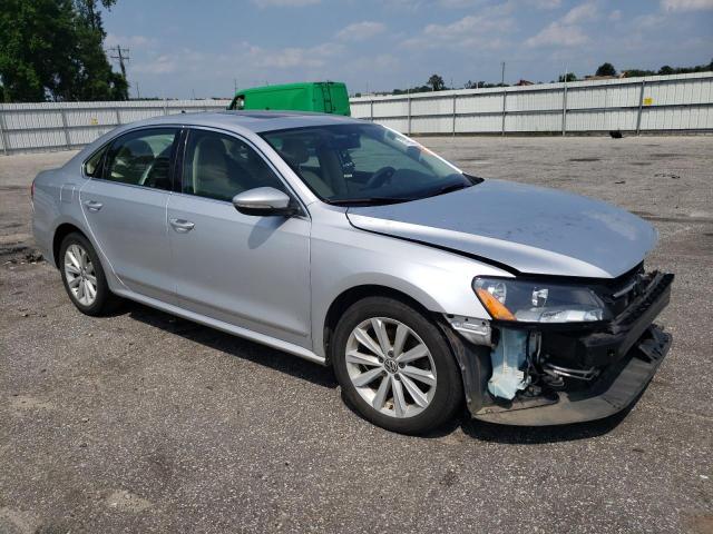 Photo 3 VIN: 1VWCH7A37CC074832 - VOLKSWAGEN PASSAT 