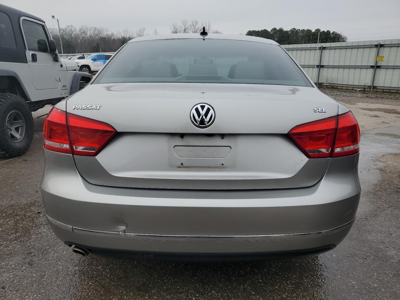 Photo 5 VIN: 1VWCH7A37DC079448 - VOLKSWAGEN PASSAT 