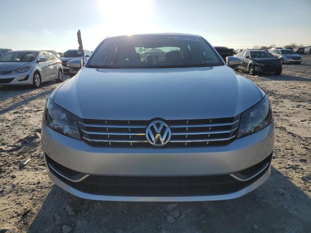 Photo 4 VIN: 1VWCH7A39CC032565 - VOLKSWAGEN PASSAT 