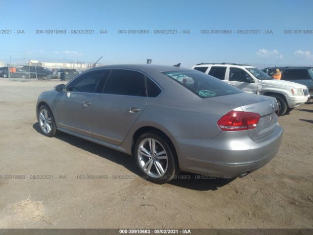 Photo 2 VIN: 1VWCM7A30CC082847 - VOLKSWAGEN PASSAT 