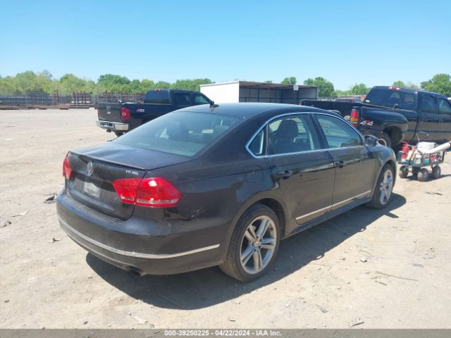 Photo 3 VIN: 1VWCM7A30EC027544 - VOLKSWAGEN PASSAT 