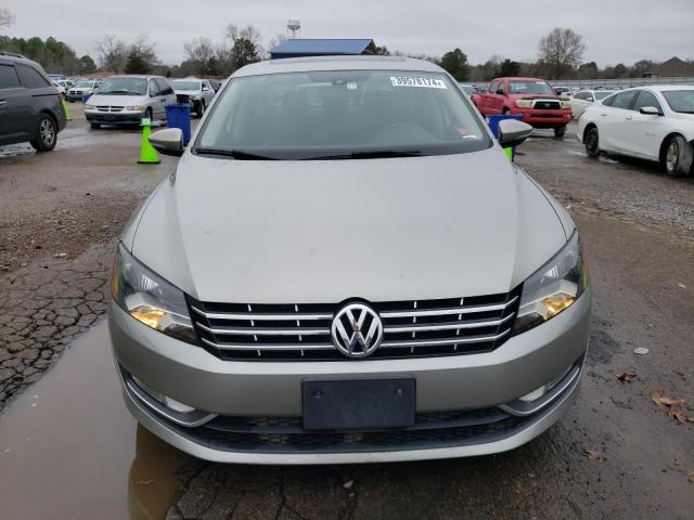 Photo 4 VIN: 1VWCM7A31CC009048 - VOLKSWAGEN PASSAT 