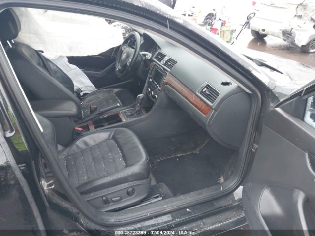 Photo 4 VIN: 1VWCM7A31CC056869 - VOLKSWAGEN PASSAT 