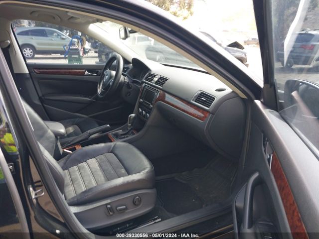 Photo 4 VIN: 1VWCM7A31CC096398 - VOLKSWAGEN PASSAT 