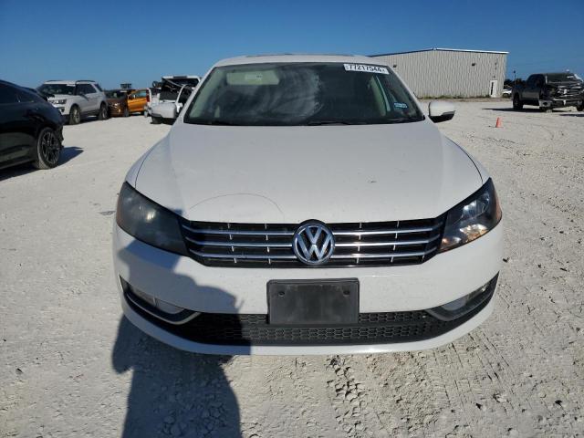 Photo 4 VIN: 1VWCM7A32DC063332 - VOLKSWAGEN PASSAT SEL 