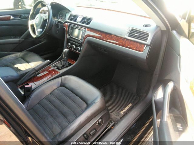 Photo 4 VIN: 1VWCM7A33CC009892 - VOLKSWAGEN PASSAT 