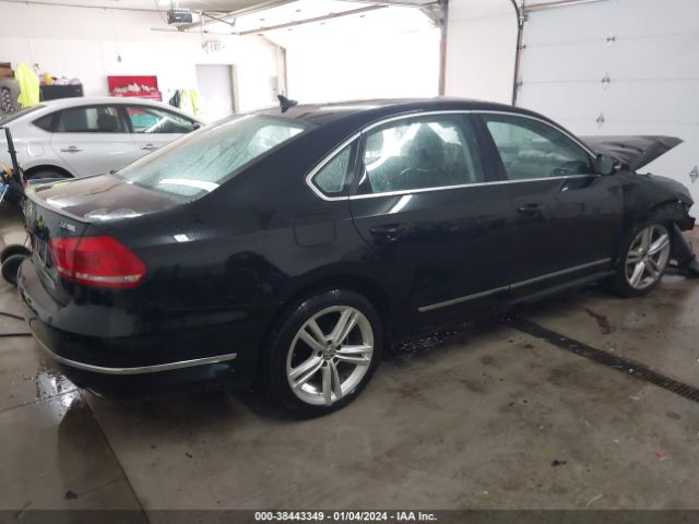 Photo 3 VIN: 1VWCM7A33DC078681 - VOLKSWAGEN PASSAT 