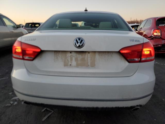 Photo 5 VIN: 1VWCM7A34EC026588 - VOLKSWAGEN PASSAT 