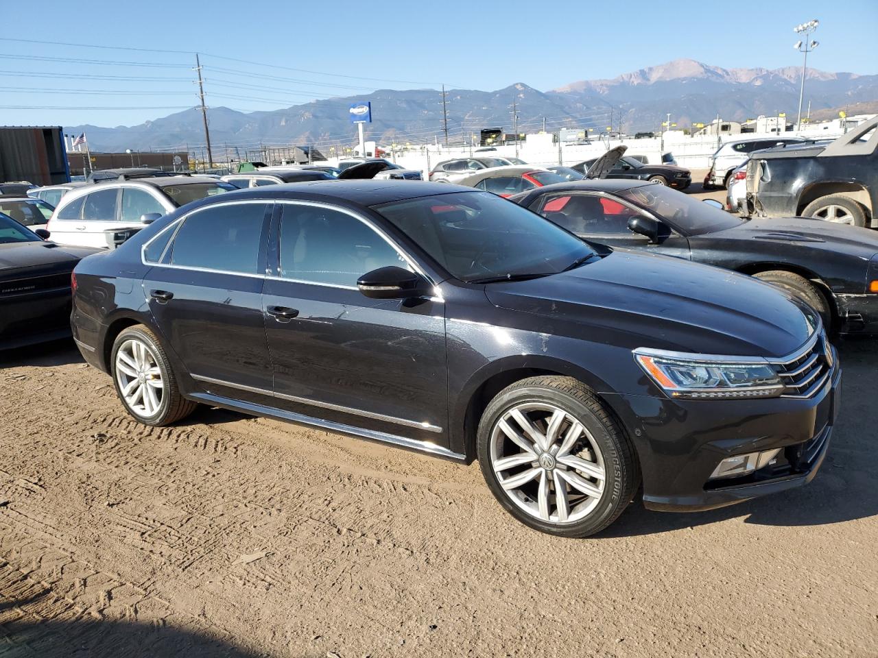 Photo 3 VIN: 1VWCM7A34HC080560 - VOLKSWAGEN PASSAT 