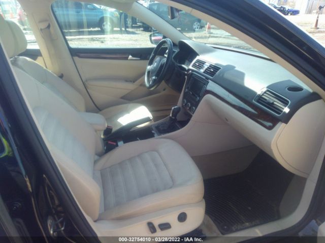 Photo 4 VIN: 1VWCM7A37CC009846 - VOLKSWAGEN PASSAT 