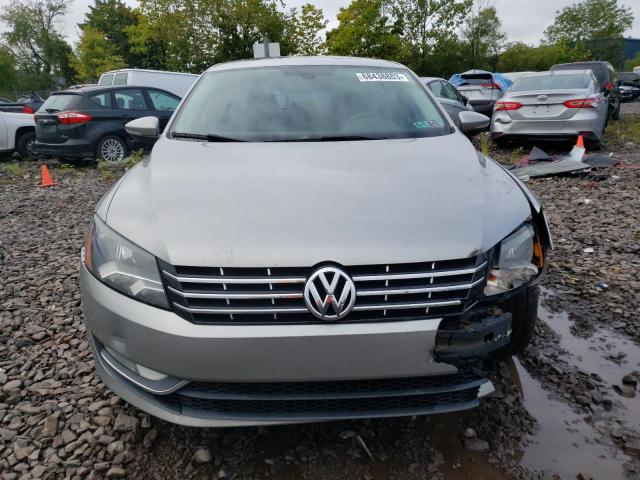 Photo 4 VIN: 1VWCM7A37CC097586 - VOLKSWAGEN PASSAT SEL 