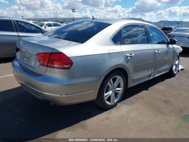 Photo 3 VIN: 1VWCM7A39DC089118 - VOLKSWAGEN PASSAT 