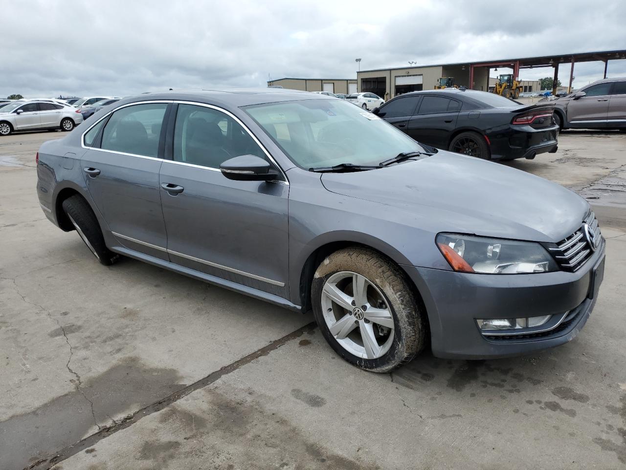 Photo 3 VIN: 1VWCN7A30CC016764 - VOLKSWAGEN PASSAT 