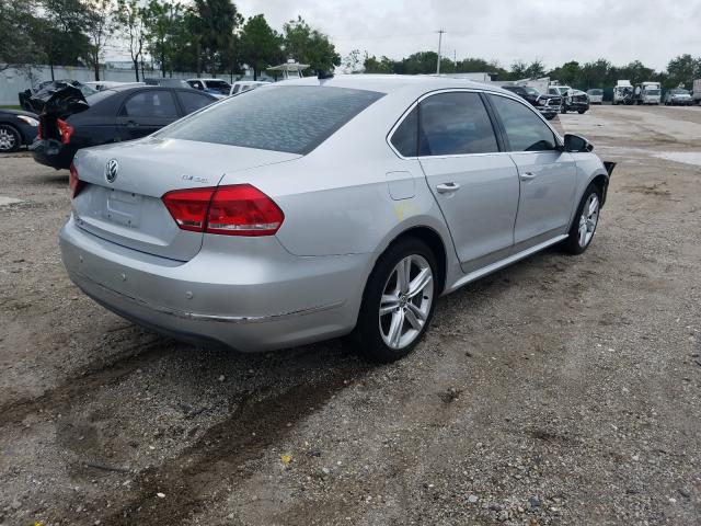 Photo 3 VIN: 1VWCN7A30CC027604 - VOLKSWAGEN PASSAT 