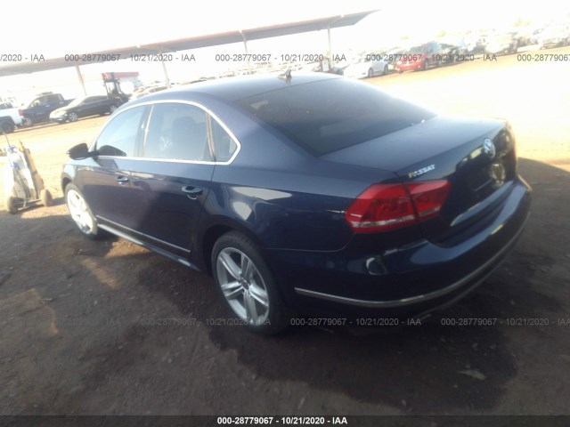 Photo 2 VIN: 1VWCN7A30CC050932 - VOLKSWAGEN PASSAT 