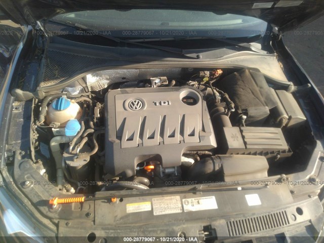 Photo 9 VIN: 1VWCN7A30CC050932 - VOLKSWAGEN PASSAT 