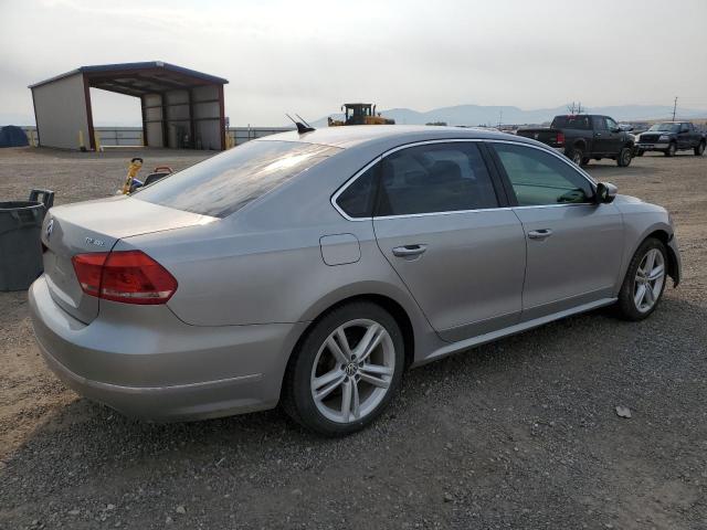 Photo 2 VIN: 1VWCN7A30DC032996 - VOLKSWAGEN PASSAT 