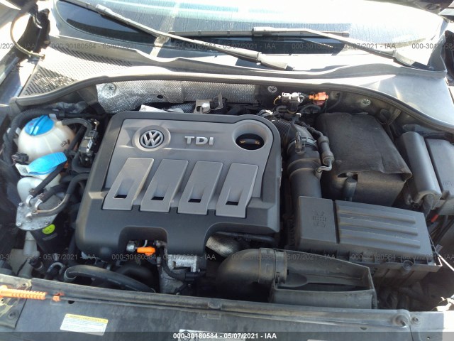 Photo 9 VIN: 1VWCN7A31CC003201 - VOLKSWAGEN PASSAT 