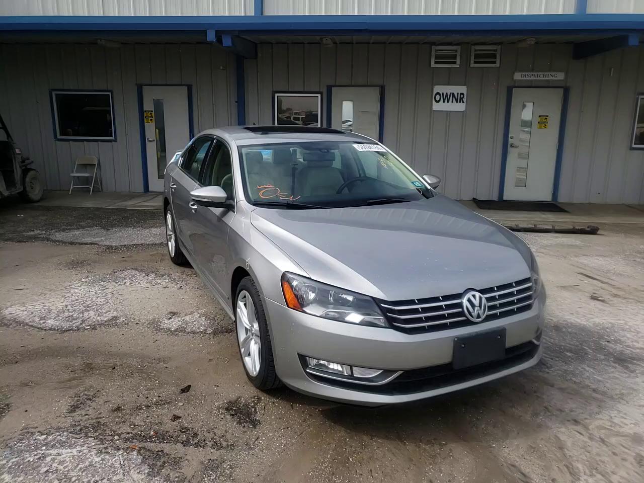 Photo 10 VIN: 1VWCN7A31CC026915 - VOLKSWAGEN PASSAT 