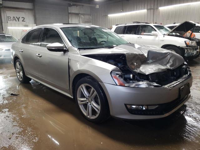 Photo 3 VIN: 1VWCN7A31CC046159 - VOLKSWAGEN PASSAT 