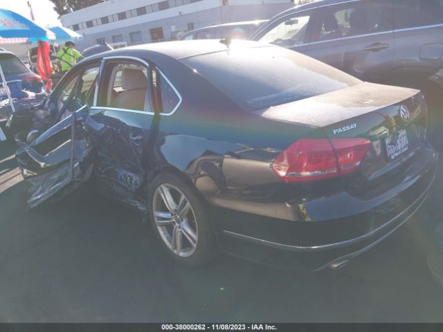 Photo 2 VIN: 1VWCN7A31CC083311 - VOLKSWAGEN PASSAT 