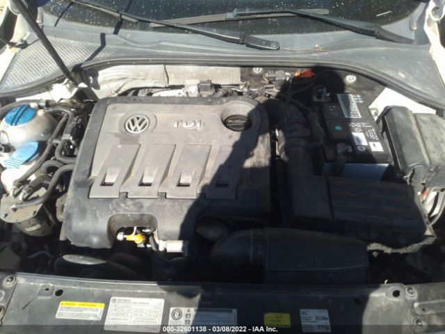 Photo 9 VIN: 1VWCN7A31EC022379 - VOLKSWAGEN PASSAT 