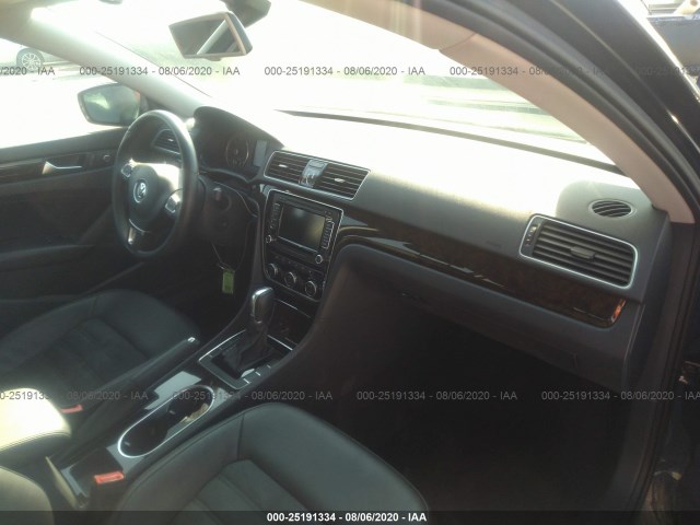 Photo 4 VIN: 1VWCN7A31EC049811 - VOLKSWAGEN PASSAT 