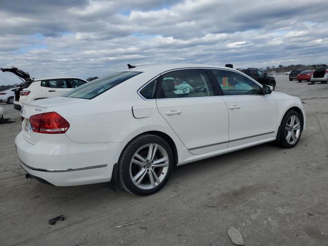 Photo 2 VIN: 1VWCN7A31EC060064 - VOLKSWAGEN PASSAT SEL 