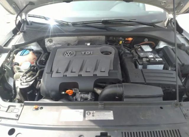 Photo 9 VIN: 1VWCN7A32CC082801 - VOLKSWAGEN PASSAT 