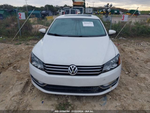 Photo 5 VIN: 1VWCN7A32CC099873 - VOLKSWAGEN PASSAT 