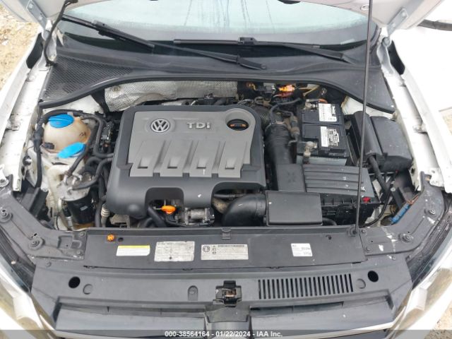 Photo 9 VIN: 1VWCN7A32CC099873 - VOLKSWAGEN PASSAT 