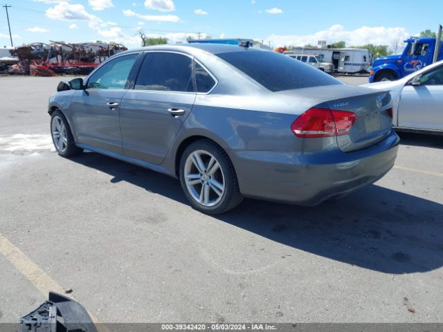 Photo 2 VIN: 1VWCN7A32EC012296 - VOLKSWAGEN PASSAT 