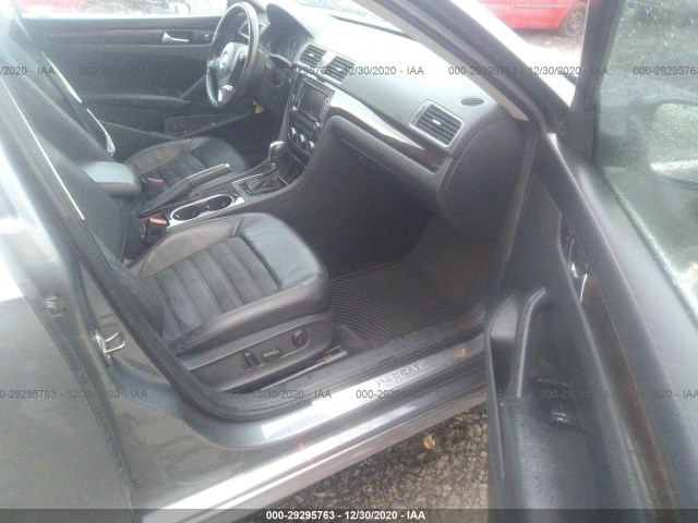 Photo 4 VIN: 1VWCN7A32EC012301 - VOLKSWAGEN PASSAT 