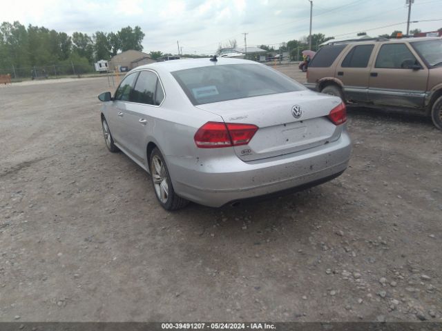 Photo 2 VIN: 1VWCN7A33CC039018 - VOLKSWAGEN PASSAT 