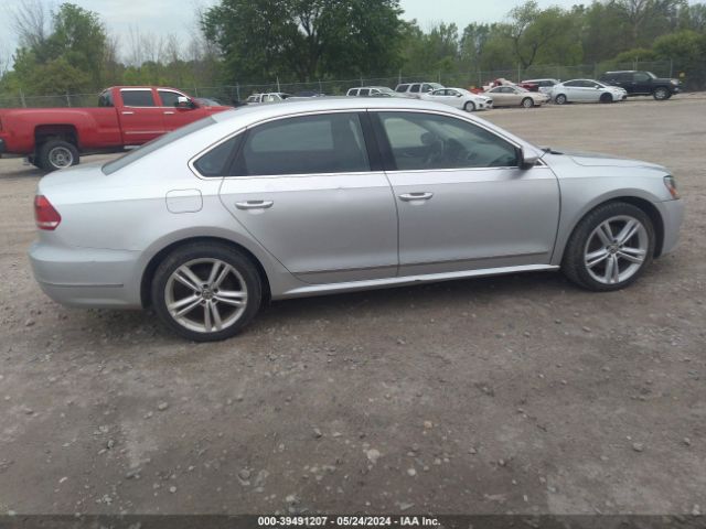 Photo 3 VIN: 1VWCN7A33CC039018 - VOLKSWAGEN PASSAT 