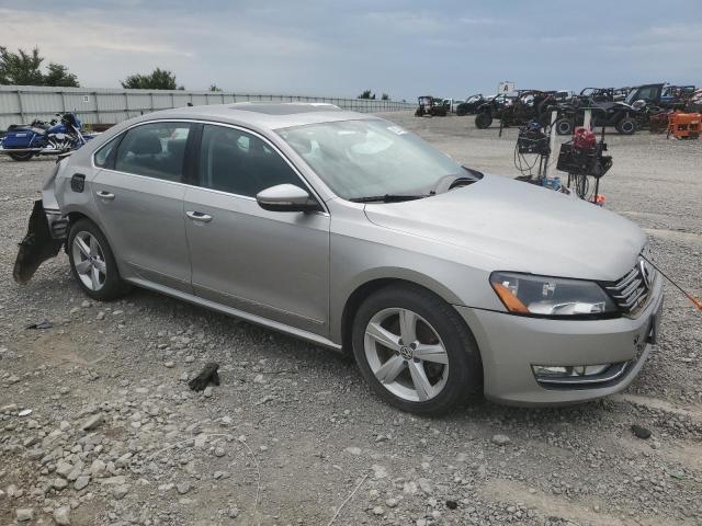 Photo 3 VIN: 1VWCN7A34CC055339 - VOLKSWAGEN PASSAT 