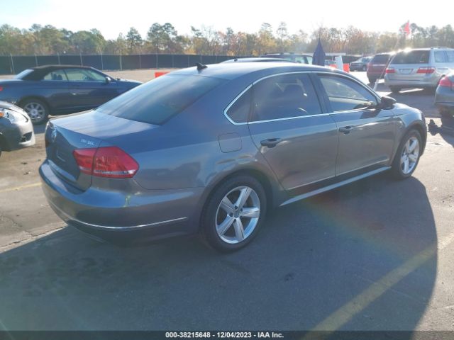 Photo 3 VIN: 1VWCN7A34DC041152 - VOLKSWAGEN PASSAT 