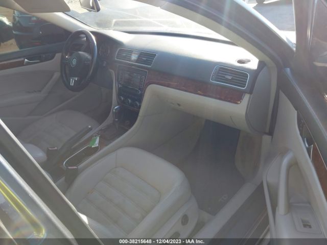 Photo 4 VIN: 1VWCN7A34DC041152 - VOLKSWAGEN PASSAT 