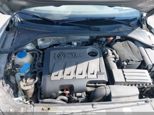 Photo 9 VIN: 1VWCN7A34DC045640 - VOLKSWAGEN PASSAT 