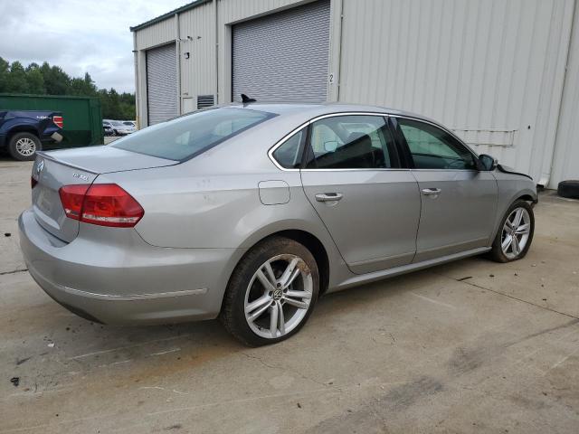 Photo 2 VIN: 1VWCN7A35DC032427 - VOLKSWAGEN PASSAT 