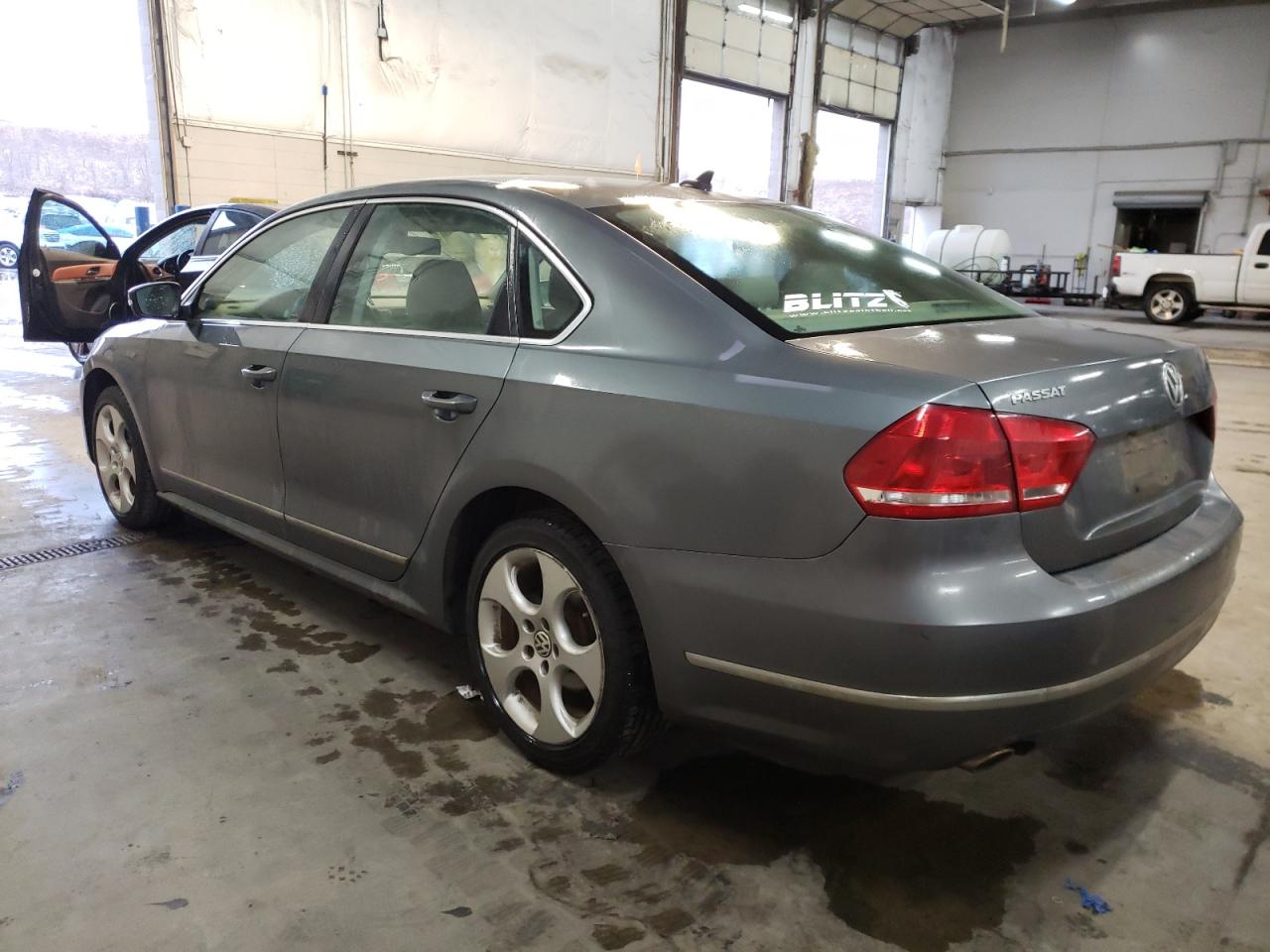 Photo 1 VIN: 1VWCN7A35DC098976 - VOLKSWAGEN PASSAT 