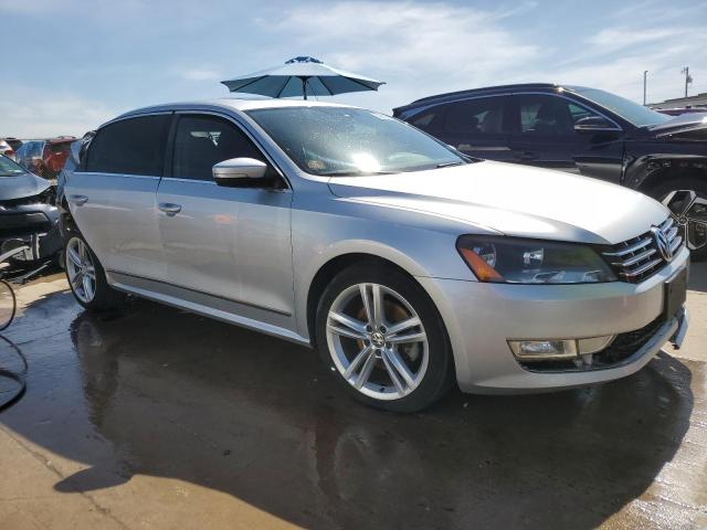 Photo 3 VIN: 1VWCN7A35EC030131 - VOLKSWAGEN PASSAT 