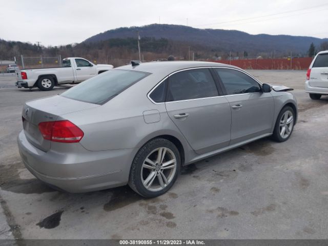 Photo 3 VIN: 1VWCN7A35EC057894 - VOLKSWAGEN PASSAT 