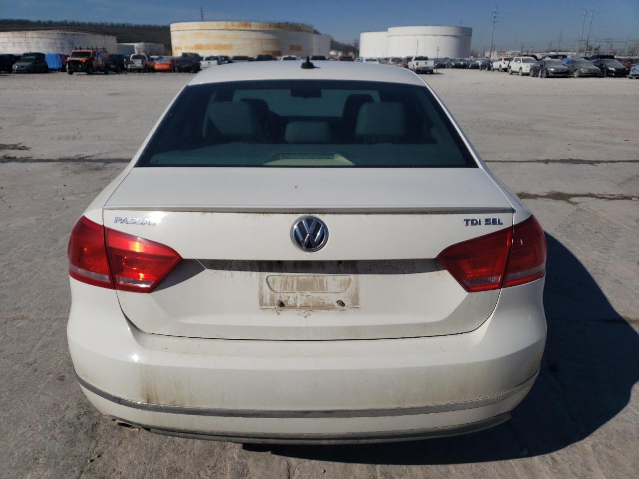 Photo 5 VIN: 1VWCN7A35EC110254 - VOLKSWAGEN PASSAT 