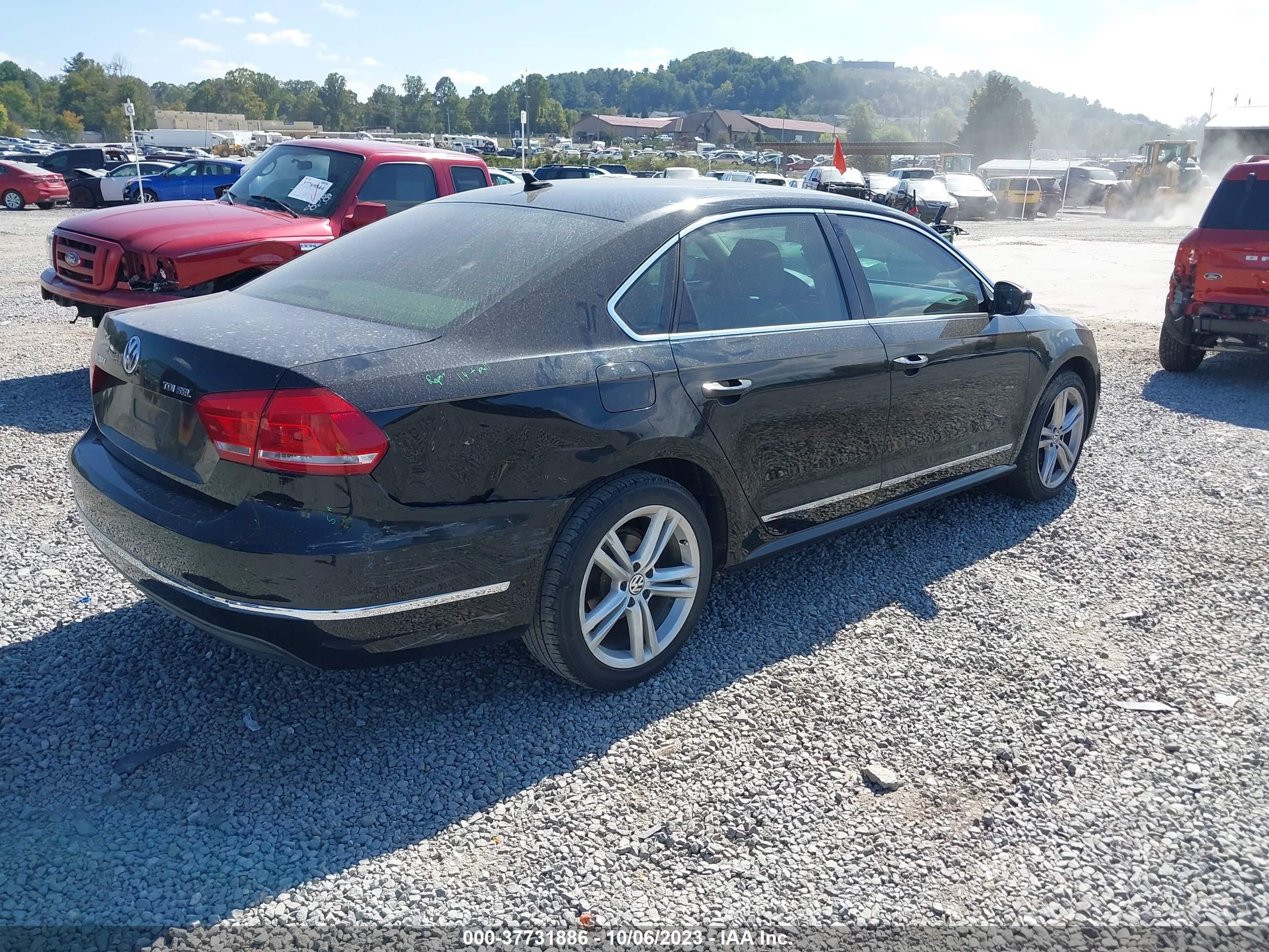 Photo 3 VIN: 1VWCN7A36DC087145 - VOLKSWAGEN PASSAT 