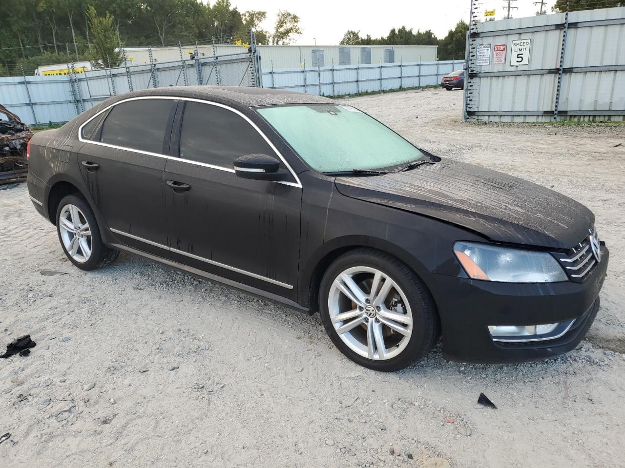 Photo 3 VIN: 1VWCN7A36EC072579 - VOLKSWAGEN PASSAT 