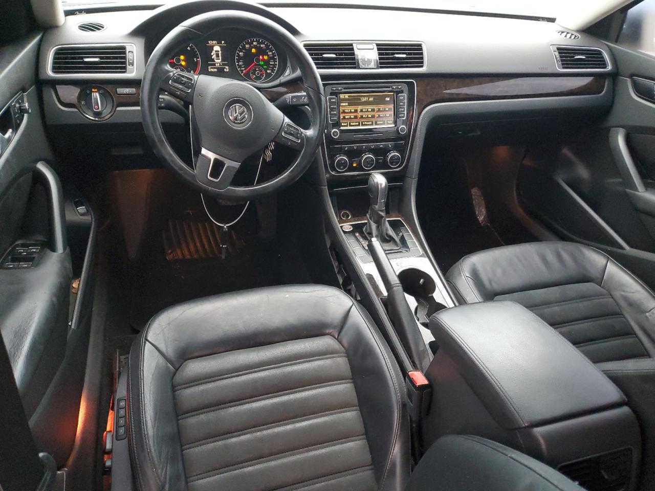 Photo 7 VIN: 1VWCN7A36EC072579 - VOLKSWAGEN PASSAT 