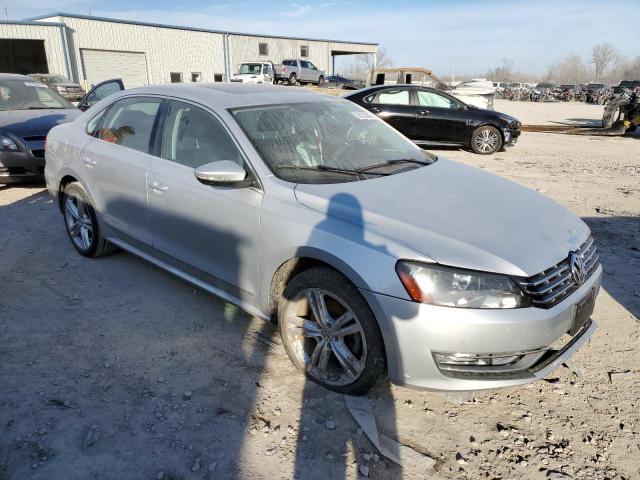 Photo 3 VIN: 1VWCN7A37CC004269 - VOLKSWAGEN PASSAT 