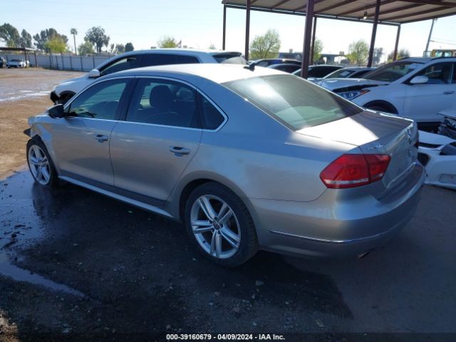 Photo 2 VIN: 1VWCN7A38CC033702 - VOLKSWAGEN PASSAT 